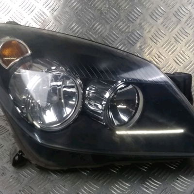 Phare droit OPEL ASTRA GTC COUPE 1.9 CDTI