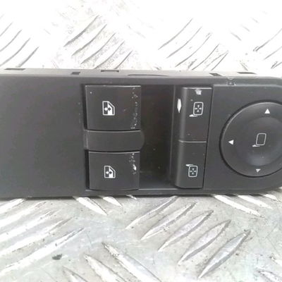 Commande lève-glace porte avant gauche OPEL ASTRA GTC COUPE 1.9 CDTI
