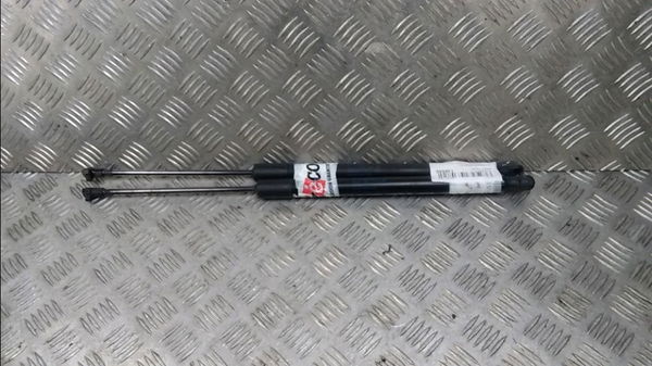 Verin droit hayon VOLKSWAGEN GOLF