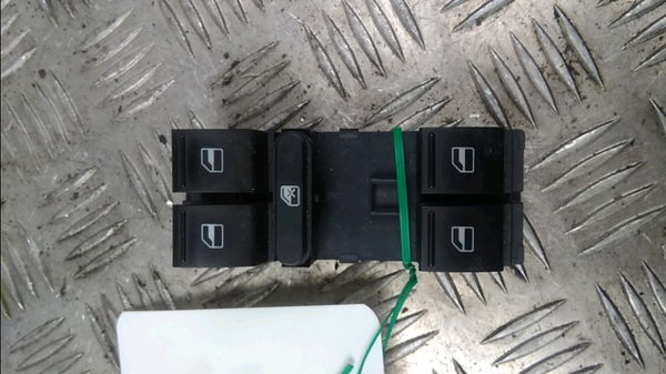 Commande lève-glace porte avant gauche Volkswagen PASSAT B6 (3C2) 2.0 tdi (2005-2009)
