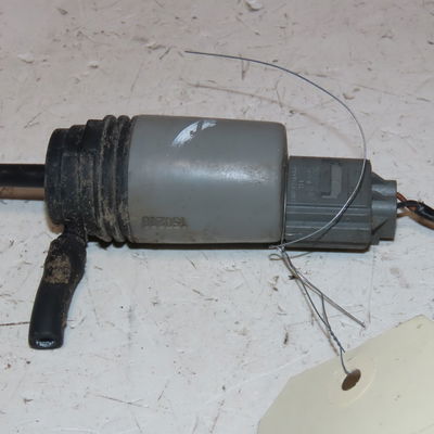Pompe lave-glace avant Bmw 3 (E90) 320 d (2004-2011)