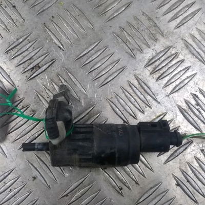 Pompe lave-glace avant Seat LEON (1P1) 1.6 tdi (2010-2012)