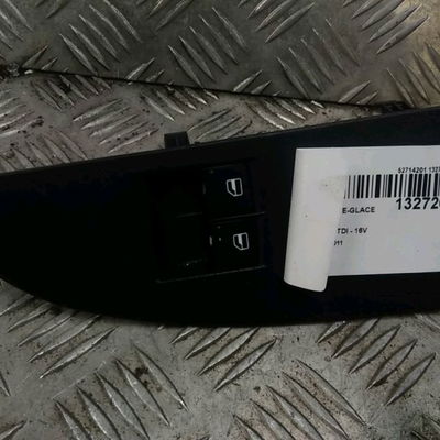Commande lève-glace porte avant gauche Seat LEON (1P1) 1.6 tdi (2010-2012)