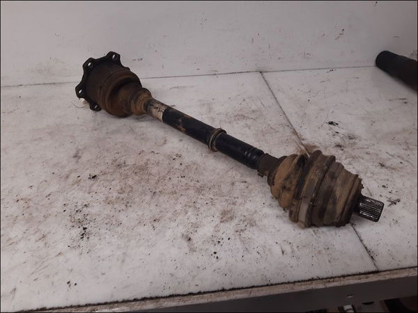 Transmission avant droite Audi 80 B4 A trois volumes (8C2) 1.9 tdi (1991-1994)