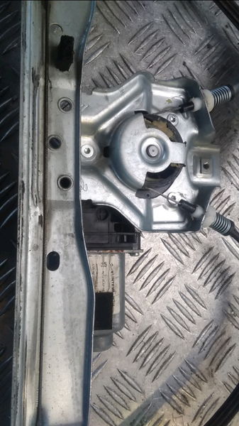 Mecanismemoteur leve-glace avg Ds DS 3 (SA_) 1.2 thp 110 - puretech 110 (sahnps) (2015-2019)
