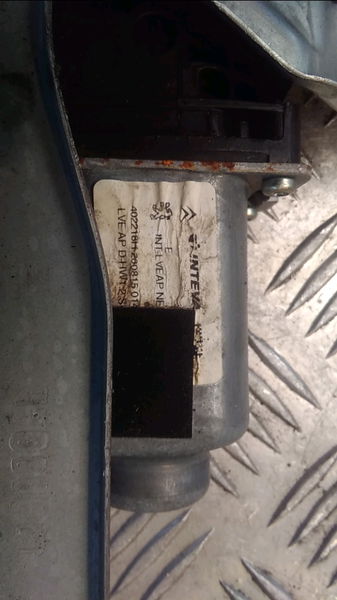Mecanismemoteur leve-glace avg Ds DS 3 (SA_) 1.2 thp 110 - puretech 110 (sahnps) (2015-2019)