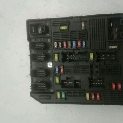 Platine fusible av Renault SCÉNIC III (JZ0-1_) 1.5 dci (2009) 5 portes