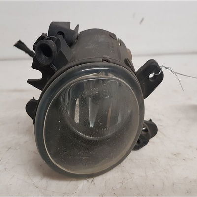 Phare antibrouillard avant droit Mercedes-benz CLASSE B Sports Tourer (W245) B 200 cdi (245.208) (2005-2011)
