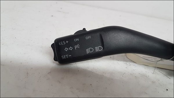 Commande clignotant Volkswagen TOURAN (1T1, 1T2) 1.9 tdi (2003-2004) 5 portes