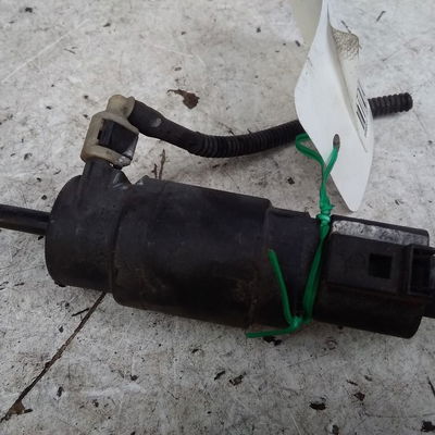Pompe lave-glace avant VOLKSWAGEN EOS
