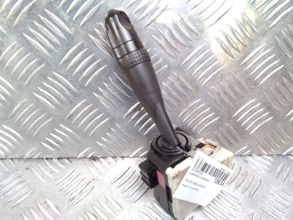 Commande clignotant Toyota COROLLA (_E12_) 1.6 vvt-i (zze121_) (2002-2006)
