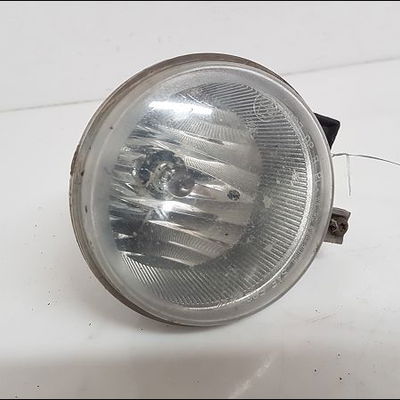 Phare antibrouillard avant gauche Jeep CHEROKEE (KJ) 2.8 crd 4x4 (2004-2008)