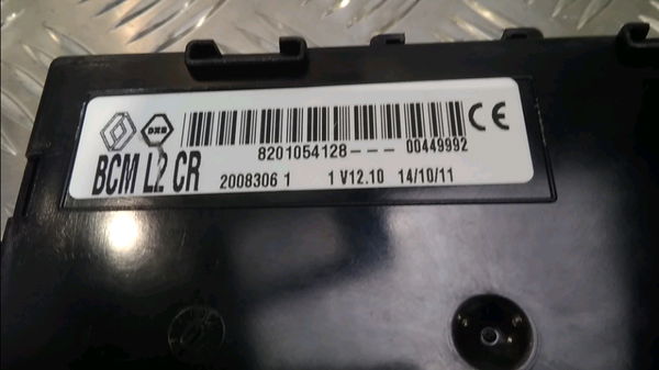 Calculateur moteur Renault CLIO III (BR0-1, CR0-1) 1.5 dci (2010-2014) 5 portes