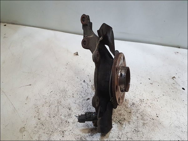 Fusee avg Opel CORSA D (S07) 1.0 (l08, l68) (2009-2014) 3 portes