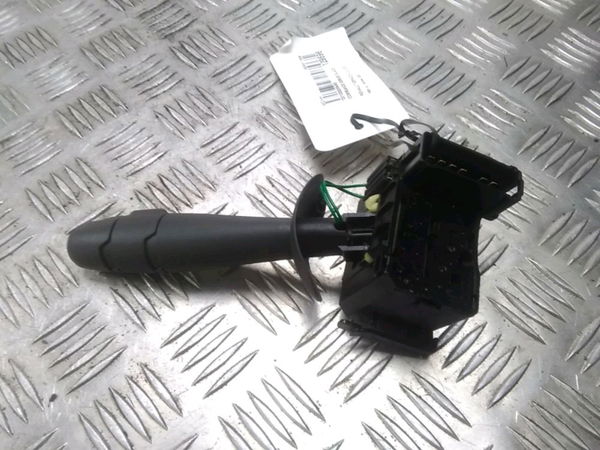 Commande essuie glace Renault ESPACE IV (JK0-1_) 2.0 dci (jk03, jk04, jk1c, jk1g, jk1j, jk1k) (2006) 5 portes