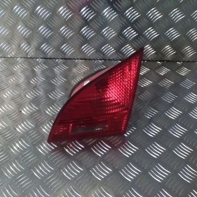 Feu arrière intérieur droit Kia VENGA (YN) 1.6 crdi 115 (2010)