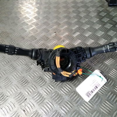 Bloc commodos Toyota RAV 4 III (_A3_) 2.2 d 4wd (ala30_) (2006-2012)