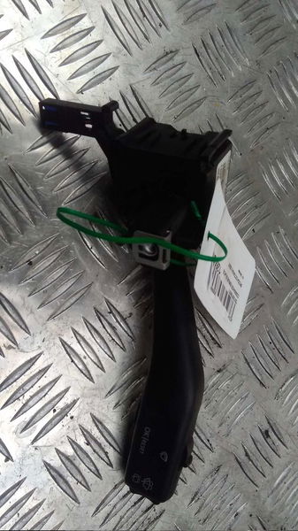 Commande essuie glace Skoda OCTAVIA II Combi (1Z5) 1.9 tdi 4x4 (2004-2010)