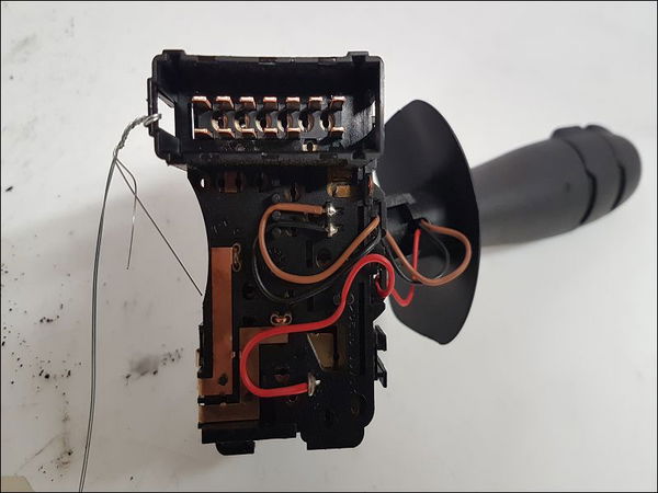 Commande clignotant Renault ESPACE IV (JK0-1_) 2.0 dci (jk03, jk04, jk1c, jk1g, jk1j, jk1k) (2006) 5 portes