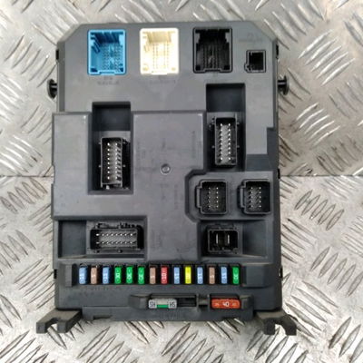Calculateur moteur Peugeot 207-207 (WA_, WC_) 1.6 hdi (2006-2013) 5 portes