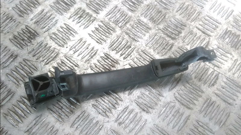 Poignee ext porte avd Citroën C4 I (LC_) 1.4 16v (2004-2011)