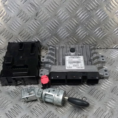 Calculateur moteur Renault CLIO III (BR0-1, CR0-1) 1.5 dci (2010-2014) 3 portes