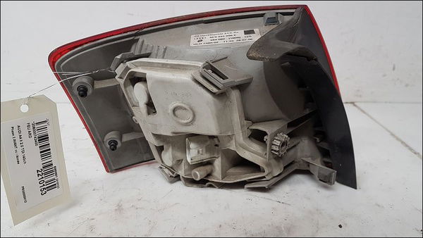 Feu arrière droit Audi A4 B7 Avant (8ED) 2.0 tdi 16v (2004-2008)