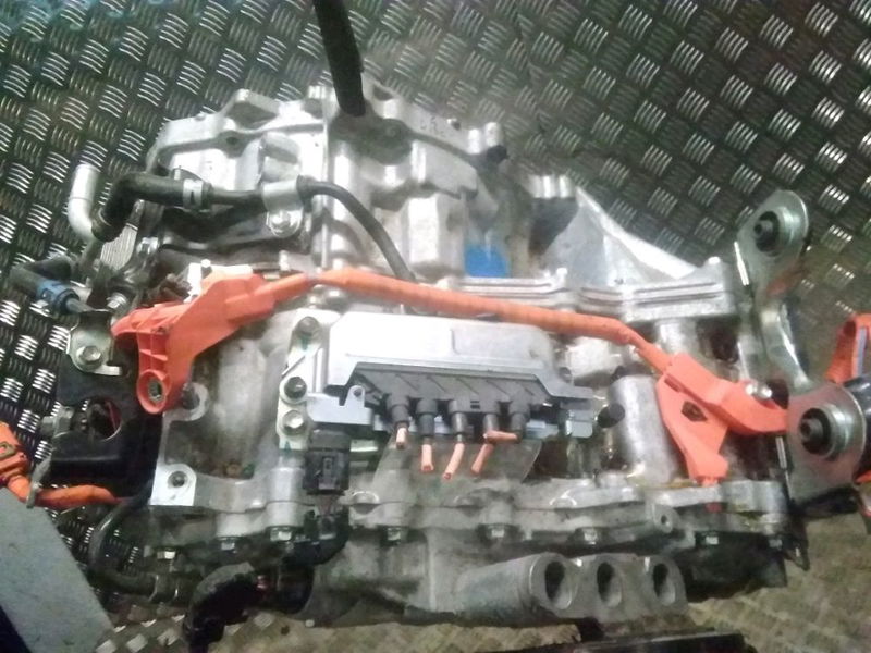 Boîte à vitesse automatique Toyota C-HR (_X1_) 1.8 hybrid (zyx10_, zyx11_) (2016) 5 portes