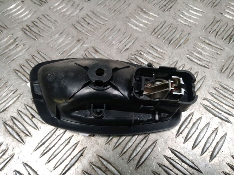 Poignee int porte avg Renault SCÉNIC III (JZ0-1_) 1.5 dci (2009) 5 portes