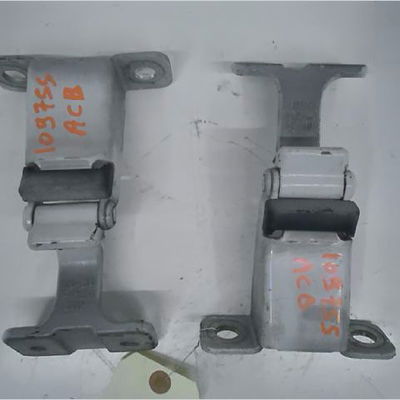 Charniere inf porte battante ard Renault KANGOO Express (FW0-1_) 1.5 dci 85 (fw0k, fw0l, fw0b) (2008)