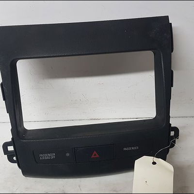 Bouton de warning Citroën C-CROSSER (VU_, VV_) 2.2 hdi (2007-2012) 5 portes