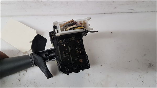 Commande essuie glace Dacia LOGAN MCV (KS_) 1.5 dci (ks0k) (2007)