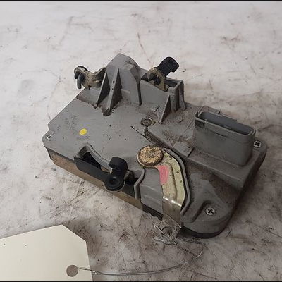 Serrure porte avg Peugeot 406 (8B) 2.0 hdi 110 (1998-2001) 4 portes