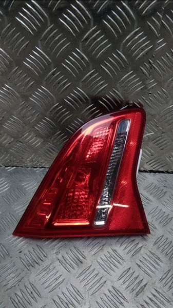 Feu arrière interieur gauche Opel MERIVA B Monospace (S10) 1.4 (75) (2010-2017)