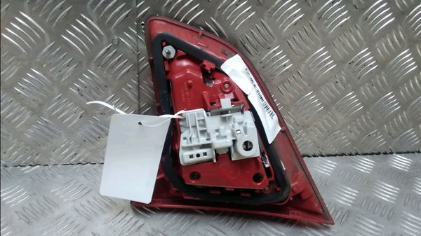Feu arrière interieur gauche Opel MERIVA B Monospace (S10) 1.4 (75) (2010-2017)