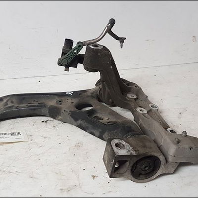 Triangle inf avg Volkswagen GOLF VI (5K1) 2.0 gti (2009-2012)