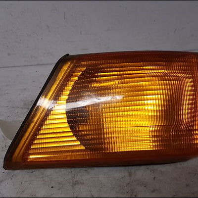 Clignotant gauche Iveco DAILY III Camionnette 29 l 9 v (1999-2007)