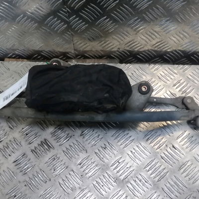 Moteur essuie-glace av gauche PEUGEOT 106