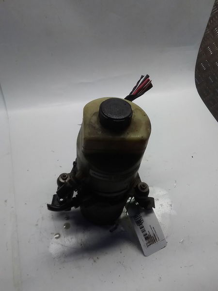 Pompe direction assistee Ford C-MAX (DM2) 1.8 tdci (2007-2010) 5 portes