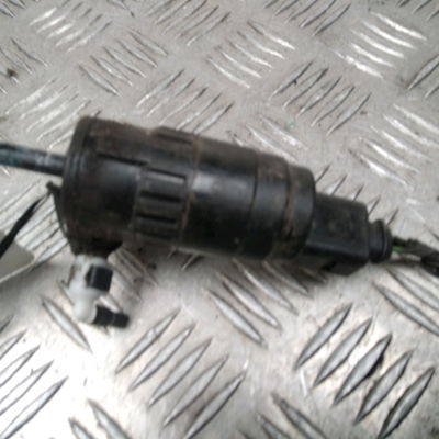 Pompe lave-glace avant Audi A3 (8P1) 1.9 tdi (2003-2010) 3 portes