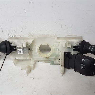 Bloc commodos Renault SCÉNIC III (JZ0-1_) 1.5 dci (jz02, jz0r) (2010)