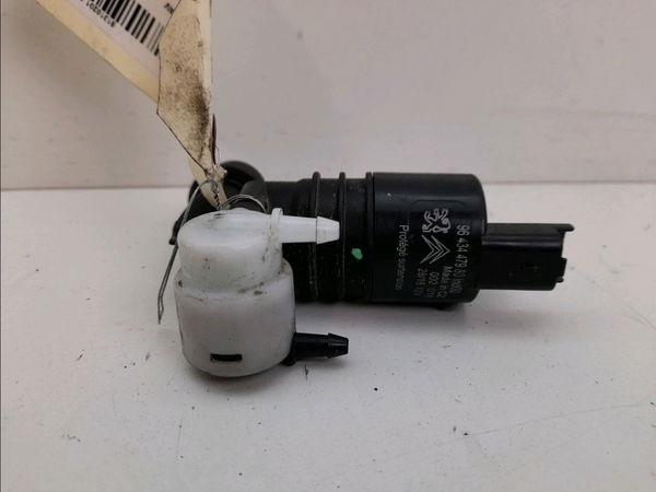 Pompe lave-glace avant Citroën C4 CACTUS 1.6 bluehdi 100 (2014)