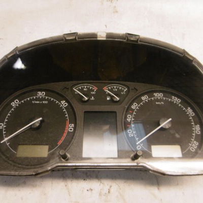 Bloc compteurs SKODA OCTAVIA I