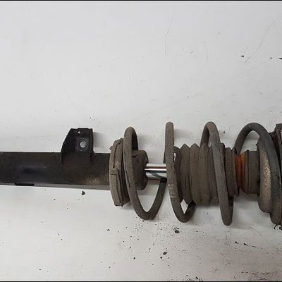 Amortisseur avant droit Bmw 1 (F20) 116 d (2012-2015)