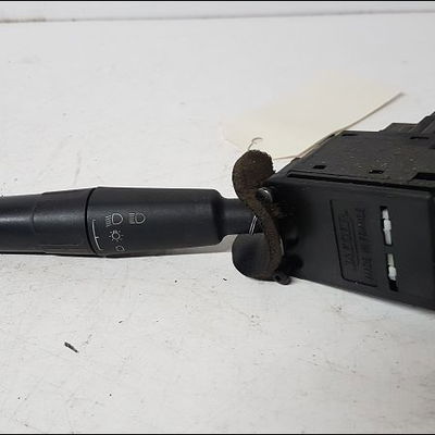 Commande clignotant Peugeot 306 3-5 portes (7A, 7C, N3, N5) 1.9 d (1994-2001)