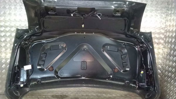 Coffre arrière Nissan MICRA CC III (K12) 1.4 16v (2005)