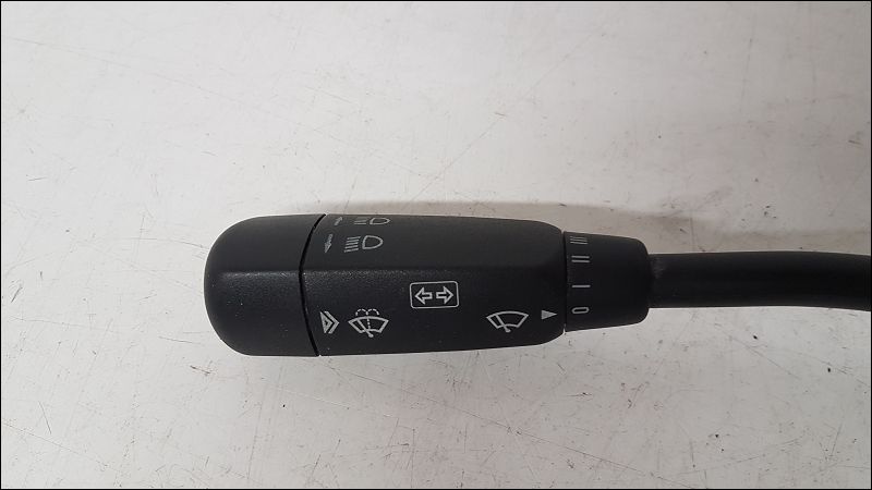 Commande clignotant Mercedes-benz CLASSE E (W210) E 270 cdi (210.016) (1999-2002)