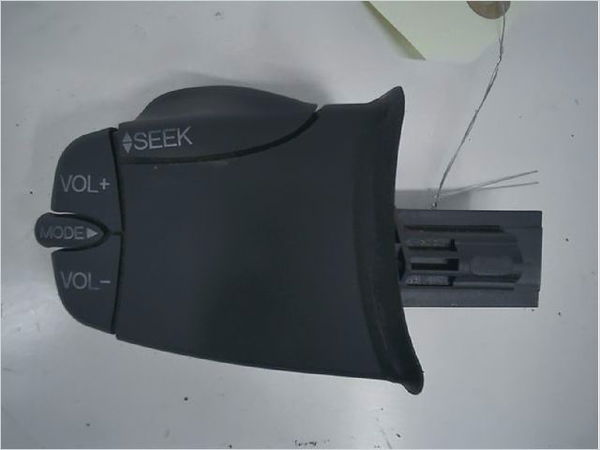 Commande autoradio Ford FUSION (JU_) 1.4 tdci (2002-2012) 5 portes