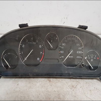 Compteur Peugeot 406 Coupé (8C) 2.0 16v (1997-2004) 2 portes