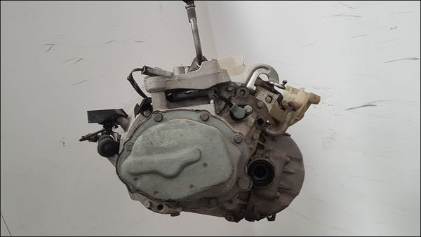 Boîte à vitesse mecanique Peugeot 2008 I (CU_) 1.2 thp 110 - puretech 110 (2015) 5 portes